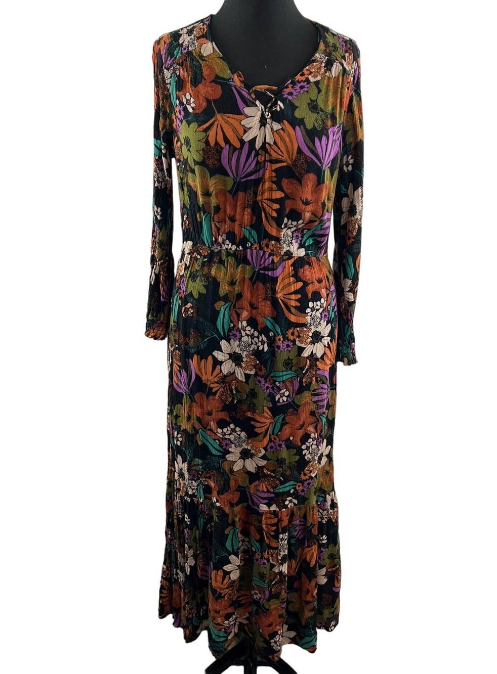 ECI New York Multicolor Floral Print Long Sleeve V-Neckline Maxi Dress Size 8
